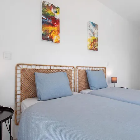 Peace House Villa Lourinha (Lisbon)