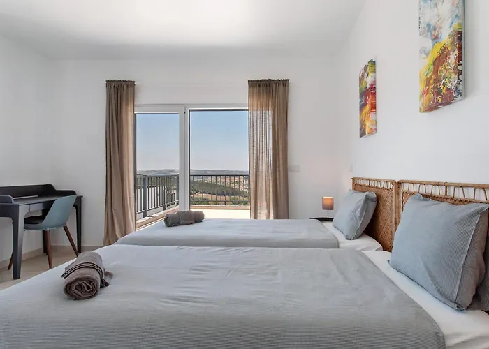 Peace House * Lourinha (Lisbon)